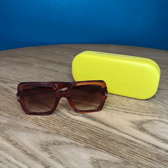 Marc Jacobs Square Oversized Women’s Sunglasses Retro Burgundy - Picture 1 of 5